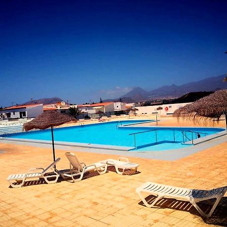 Vakantiehuis * Holiday Home * Casa De Vacaciones * Urb. Chayofita 德尔锡伦西奥海岸 外观 照片