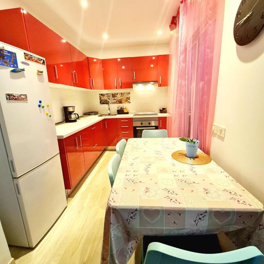 Vakantiehuis * Holiday Home * Casa De Vacaciones * Urb. Chayofita 德尔锡伦西奥海岸 外观 照片